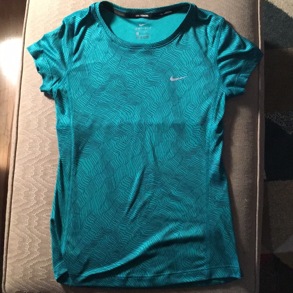 Nike dri fit running shirt